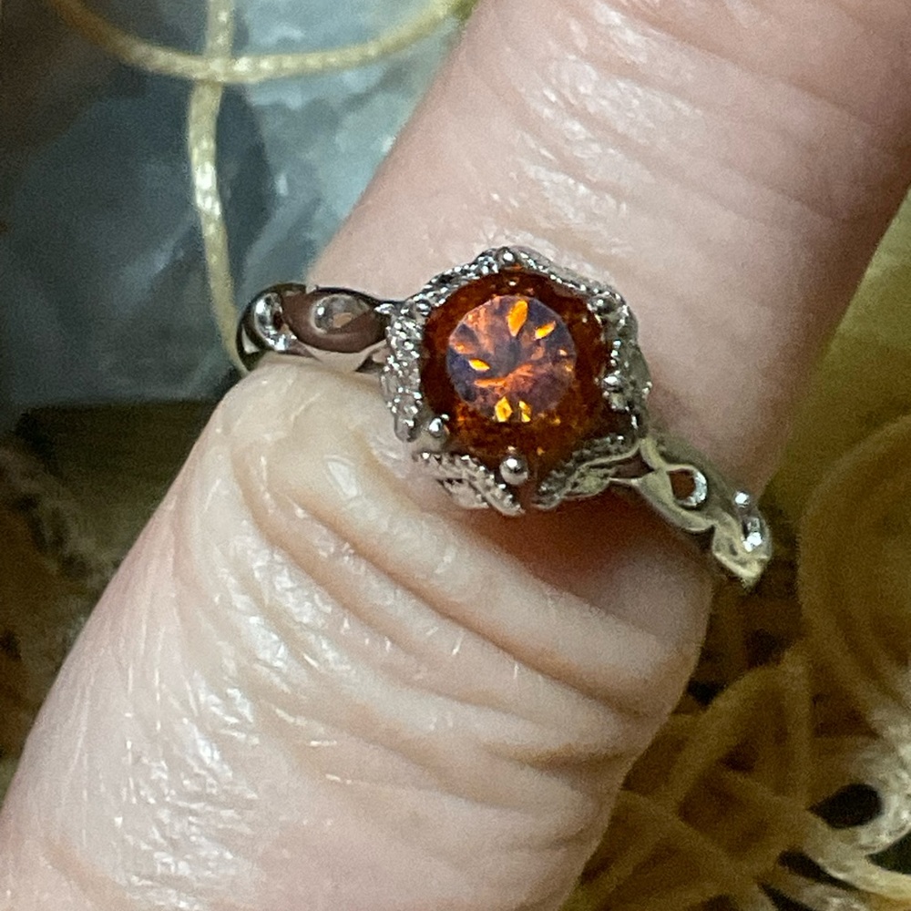 Garnet ring - Picture 8 of 8